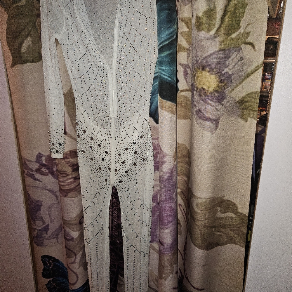 Winter white romper - Picture 4 of 6